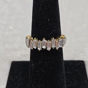 Elegant Gold and Silver Women's Ring.Size 6.